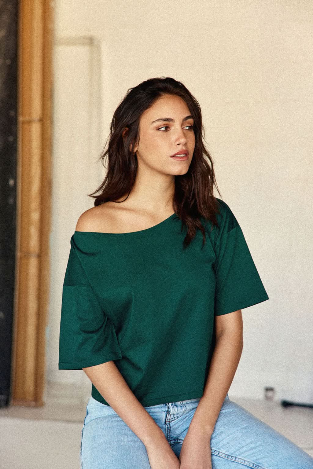 CLÉO - Image 4