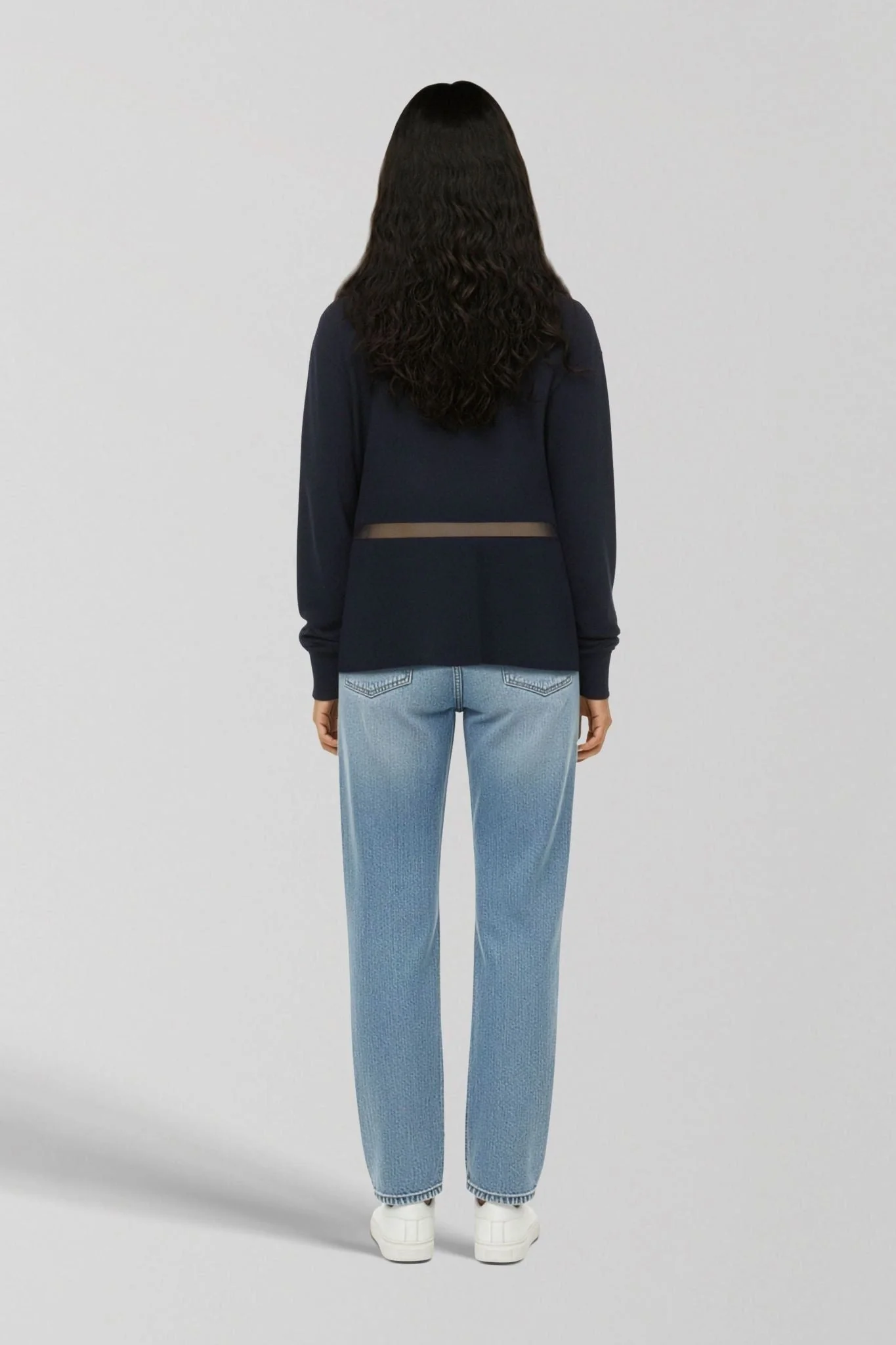 DEMI - Image 6
