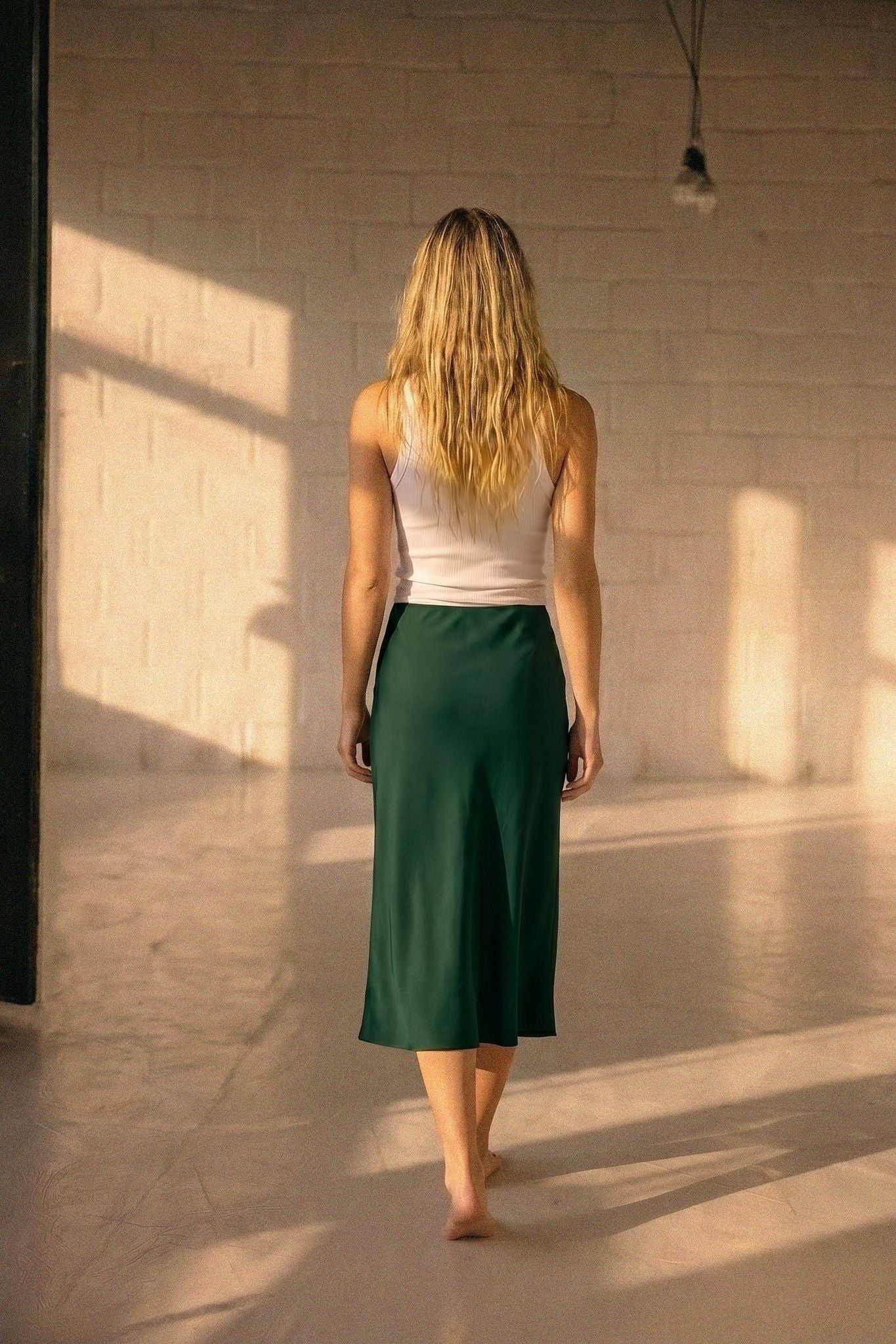 SLOANE - Image 3