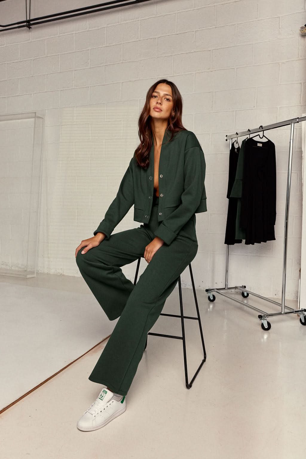 TONI - Image 6